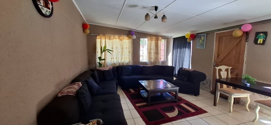 5 Bedroom Property for Sale in Ficksburg Free State